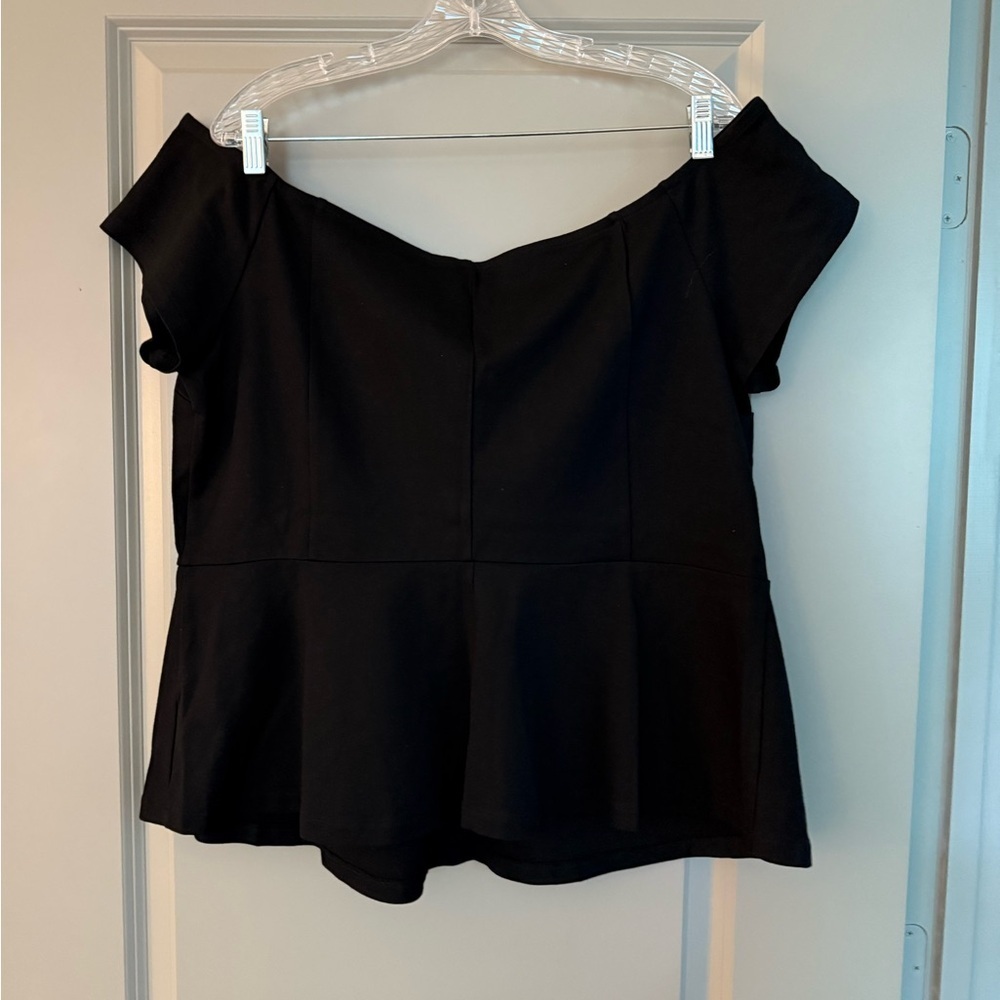 Black off the Shoulder Peplum with Lace Detail - Picture 6 of 7